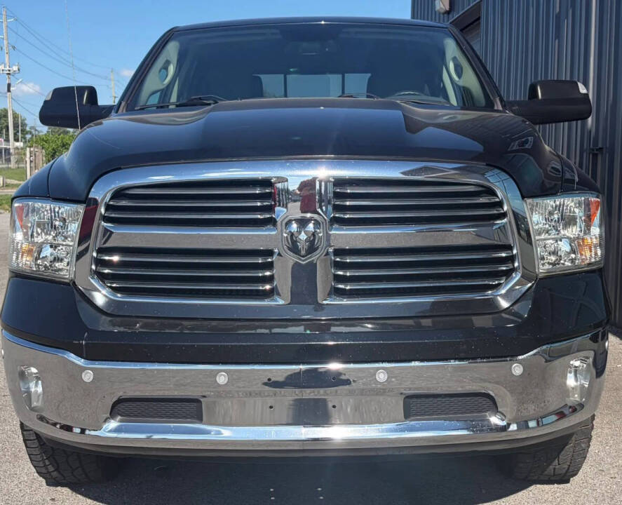 ram ram 1500 classic 2019 1C6RR7LT0KS632331 image